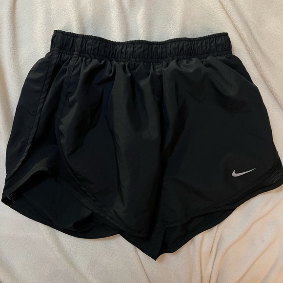 Black Nike Dri-Fit Athletic Shorts Small - Picture 1 of 2